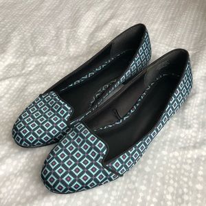 Fun Geometric Patterned Flats